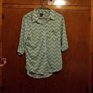 Rue 21 button up